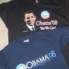 Tシャツは顔写真入りのものが人気だそうだ