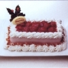 ハーゲンダッツ「ハンドメイドストロベリーケーキセット」