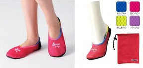 キットソンとのコラボモデル