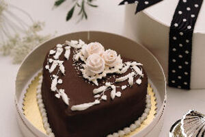 「バレンタイン商戦」始まる　不況でもチョコっと高めが主流