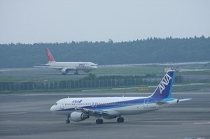 大不況でGW「16連休」続出？　ミクシィで「悩み告白」相次ぐ