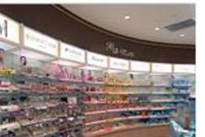 「マツキヨ」薬を売らない新店舗　「美容」で若い女性取り込み