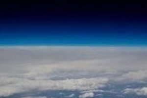  米政府「異星人との接触」を否定　それでも消えない「機密だから」の声