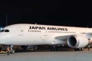 ボーイング社、JAL向け「787」公開