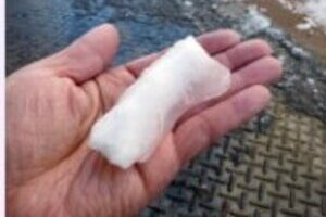 スカイツリーから雪塊次々落下　住民や観光客本当に大丈夫か