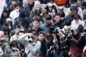 東日本大震災から1年　国内外で反原発デモ