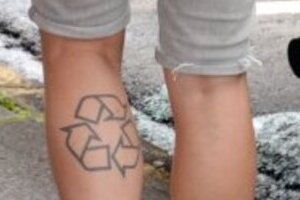 大阪市「入れ墨職員」は分限か異動　除去手術「はがき大で50万円」