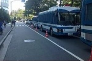 法政大で学内飲酒規制反対のデモ　全共闘時代思わせる異様な雰囲気