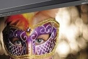 シャープ「復活」を託す「IGZO」　超高精細液晶ディスプレー「フルハイビジョンの4倍」