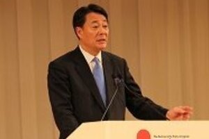 民主党代表選、海江田氏が馬淵氏破る