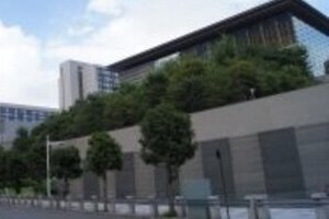 官邸に「左翼80人」入り込んでいた　飯島内閣官房参与が明かした「惨状」