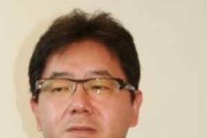 秋元康が阿久悠超えた！　驚異の売上6900万枚で作詞家歴代1位に