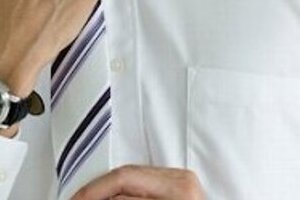 胸ポケットないシャツが「世界標準」？　ウォール街では「プロ失格」説も