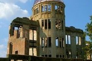 韓国紙「ヒロシマ、ナガサキはアジア人の復讐」　安倍首相批判に「原爆の正当性」持ち出す