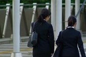  一般職中心に国家公務員の採用大幅増　就活生に朗報、2015年もさらに門戸広がる？