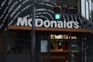 永田町「ランチ事情」に激震　マクドナルド閉店で記者や秘書がっくり