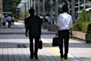 日本の景気はもう「下り坂」？　消費増税、本当に大丈夫なのか