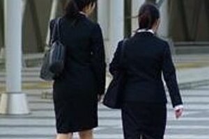 就職人気ランキング、実は30年前と「変わらない」　安定、高給の金融、総合商社が上位占める