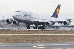 「ジャンボ」は今の時代魅力のない飛行機なのか　日本勢と対照的に、ルフトハンザは「新型747」アピール