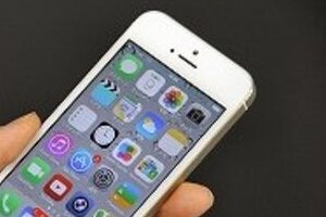 韓国旅客船からメール「すべて偽物だった」　沈没船からそもそも電波は届かない