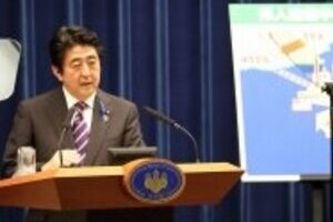 集団的自衛権容認を閣議決定、世論は賛成？反対？　メディアによって大差、官房長官会見でも攻防