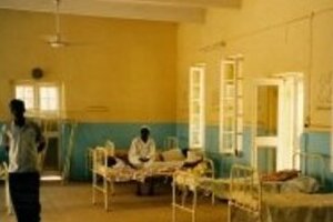 致死率90％エボラ出血熱、感染急拡大　WHO「史上最悪」死者600人超す