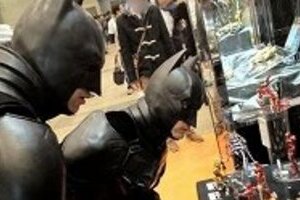 「千葉ットマン」正体は40代の独身会社員だった　「みんなを笑顔にしたい」と3年前から活動