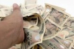 日本経済、ホントはもう不況ではないのか？　値上げラッシュ、剥げ落ちる円安効果、スダグフレーションの指摘も...