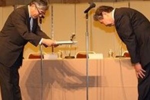 慰安婦検証記事「謝罪なし」、池上コラム「不掲載」　いずれも木村・朝日前社長の意向だった