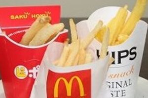 マック「ポテト迷走」の隙狙う？　ライバル各社、緊急輸送に新商品投入で「戦国時代」