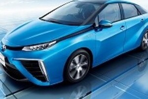 トヨタのFCV「ミライ」の性能はすごい　走りは「ガソリン車を凌駕する！」