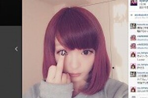 中指立てた写真で物議のきゃりー　今度はツイッターで「ふぁっっっく！」