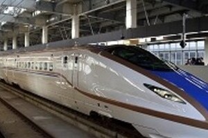 冬は雪化粧の立山連峰が売り　JR西日本が報道陣向け北陸新幹線試乗会