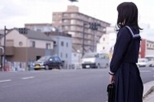 アラサー倉科カナがセーラー服で中学生役　本人「怒ってます」にファン「いける」