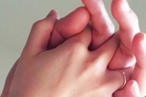 若い男性の草食化、「セックス離れ」はウソだった　「性交経験率5割超えは29歳」、実は20歳だった