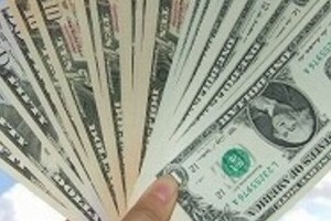 スイスフラン・ショックもなんのその　株価上昇もあってFX投資も活発化