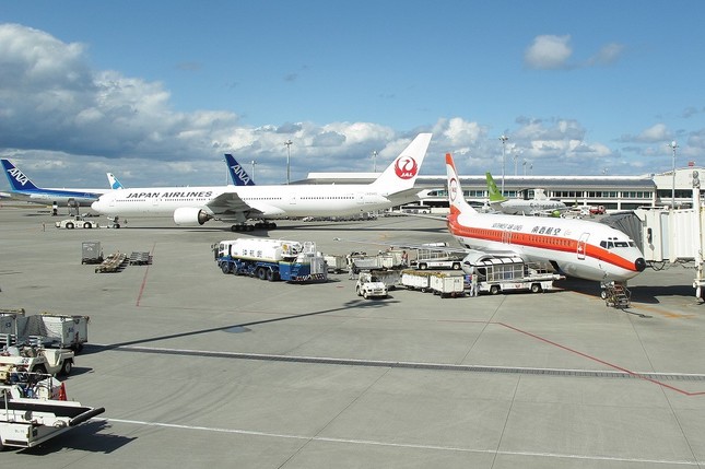 那覇空港の第2滑走路の建設は喫緊の課題だ