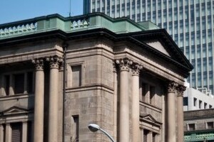 日銀の異次元緩和「副作用」が数字で示される　取引が細る国債は本当に大丈夫か