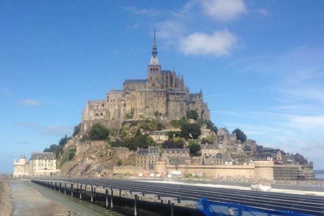 番組では世界各地の世界遺産を紹介してきた（写真はフランスのモン・サン・ミッシェル）
