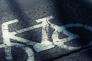 自転車乗ったら違反で捕まった！　ネットに報告続々、法改正で厳しい取り締まりに