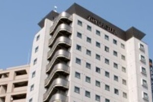 外国人が押し寄せ「ホテル不足」!?　予約困難、部屋代「急騰」も