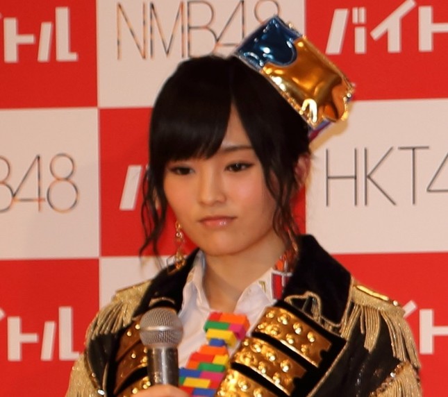  山本彩さん着用といつわった水着が出品された（画像は14年6月撮影）