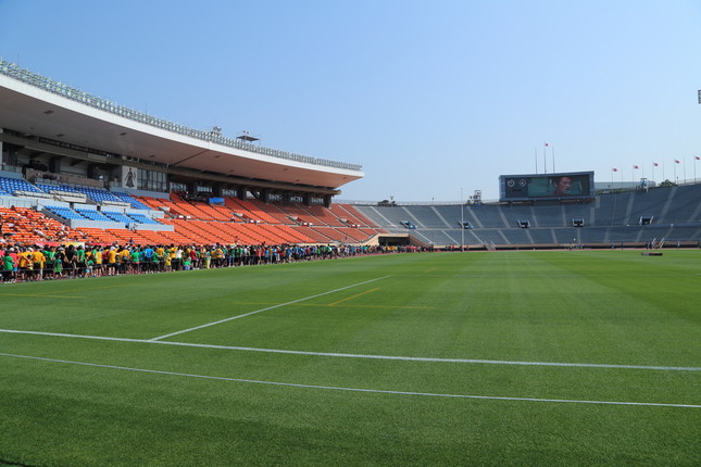 旧国立競技場の高さはスタンド部分で約28メートルだった