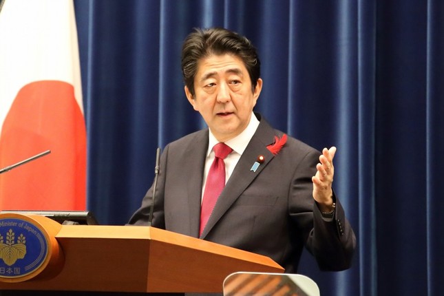 TPPの大筋合意で記者会見する安倍晋三首相