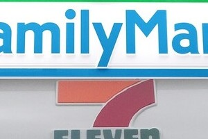 ファミマとサンクスの統合で幕を開ける「コンビニ3強」戦国時代　店舗拡大路線もスピード感欠ければ致命傷に