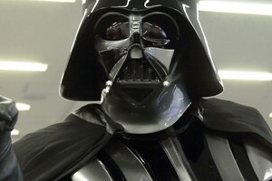 スター・ウォーズ新作公開前に「マネーウォーズ」　TOHOシネマズの200円値上げにファン反発