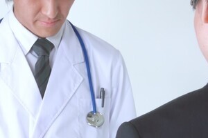 精神科医療の現実、もっと知りたい　「自死遺族の会」が講演会、率直な質疑応答