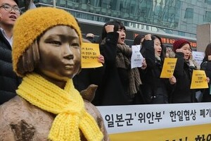 慰安婦像「移転前提」に反発強まる　韓国側は本当に「蒸し返さない」のか