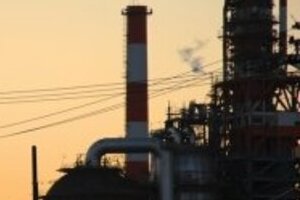 出光が昭和シェル買収検討　ガソリンスタンドはアポロマーク？