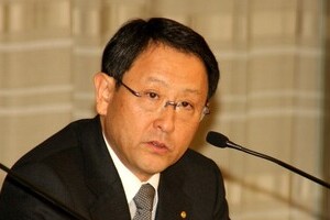 トヨタ社長、五輪組織委「突然辞任」のワケ　「愛想尽かし」の見立てに、疑心暗鬼の経済界
